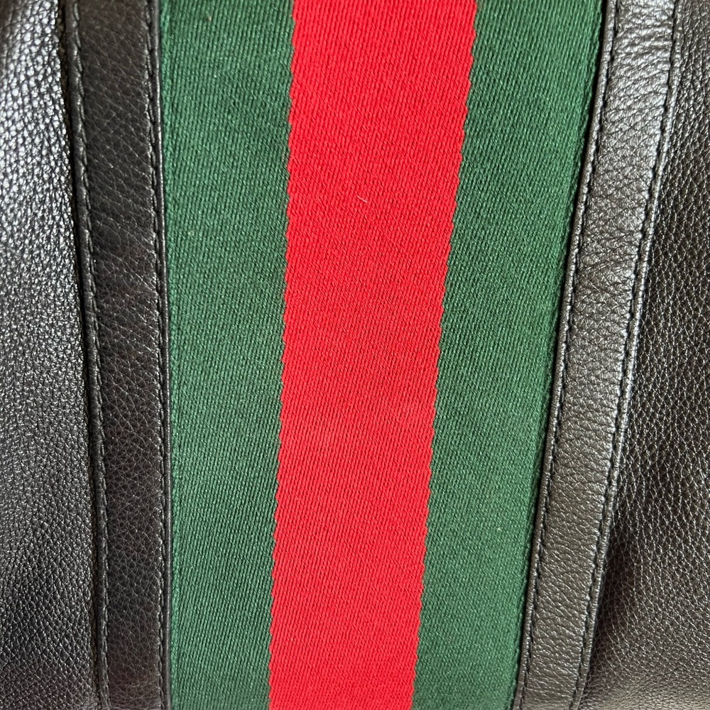 Gucci Boston, Preloved, strong perfume smell - Picture 4 of 17